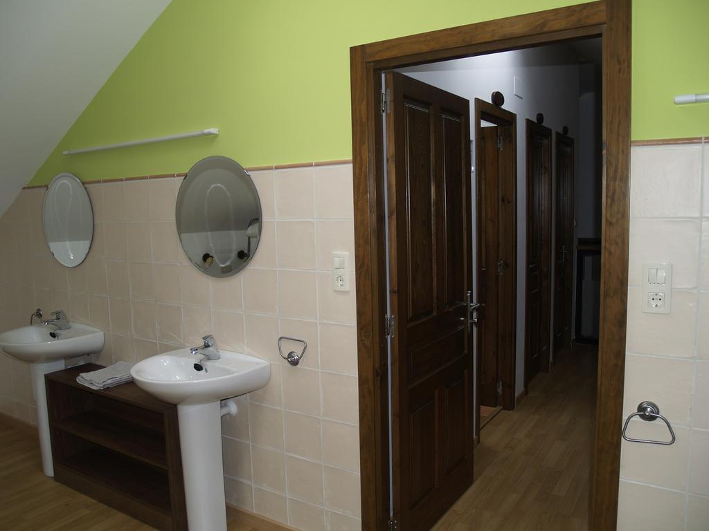 Albergue De Yebra Yebra de Basa Camera foto