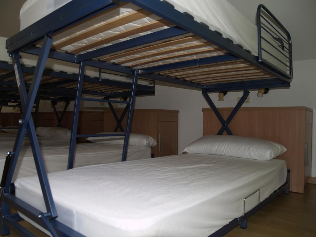 Albergue De Yebra Yebra de Basa Camera foto
