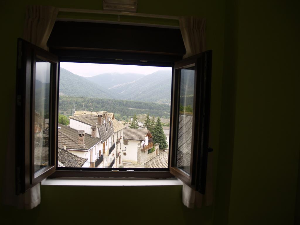 Albergue De Yebra Yebra de Basa Camera foto
