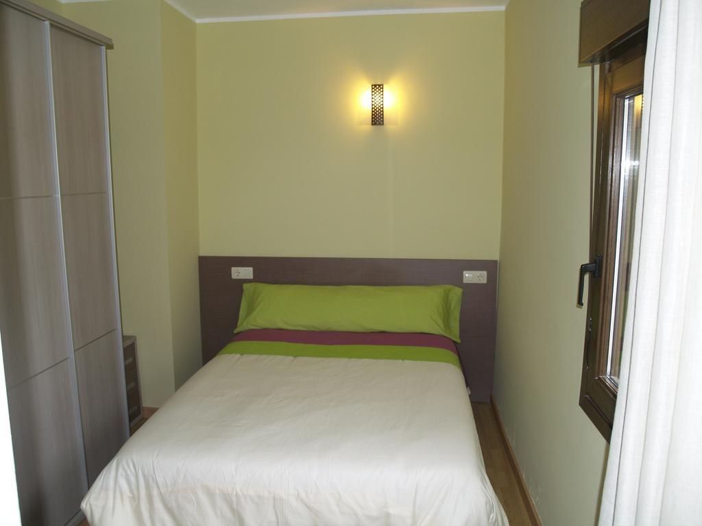 Albergue De Yebra Yebra de Basa Camera foto