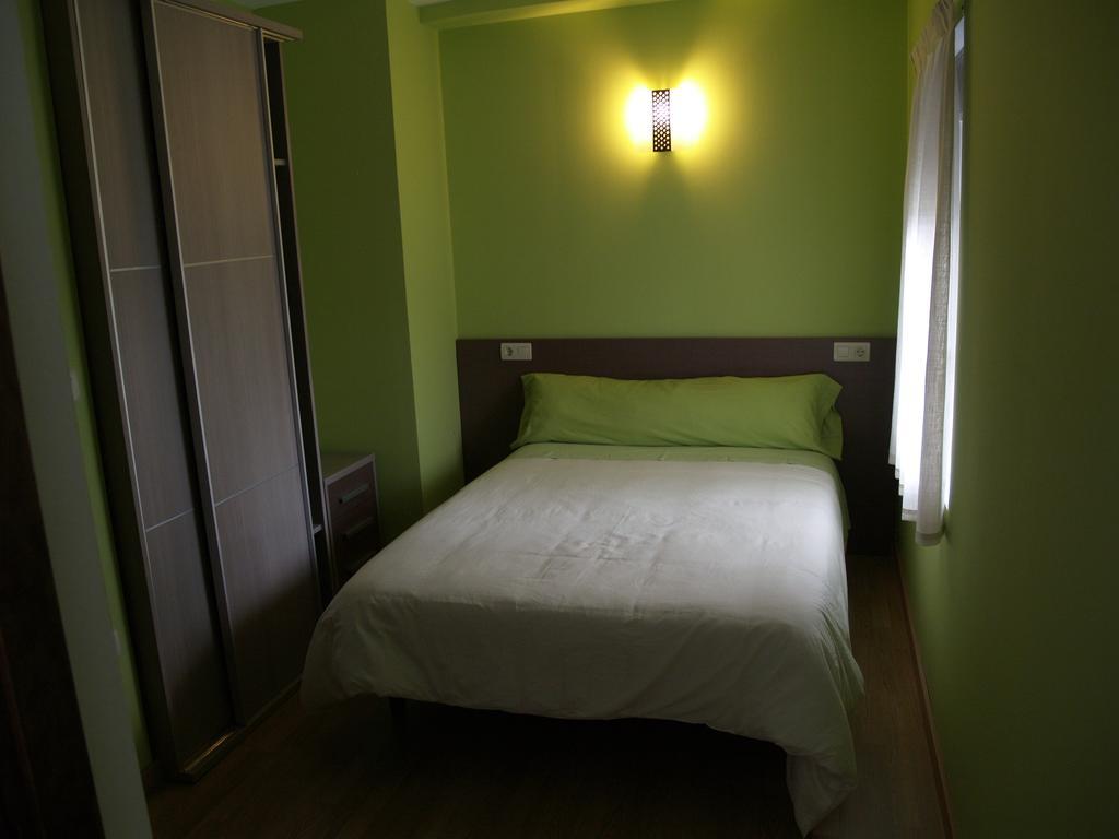 Albergue De Yebra Yebra de Basa Esterno foto