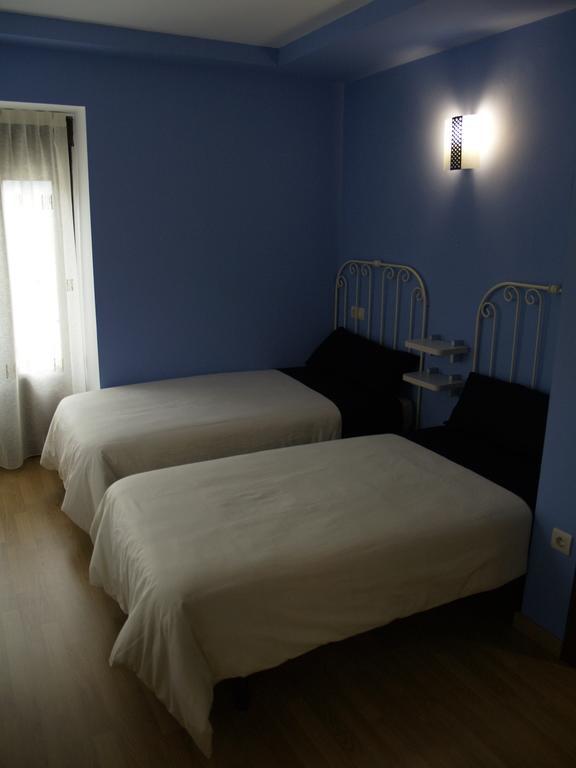 Albergue De Yebra Yebra de Basa Esterno foto