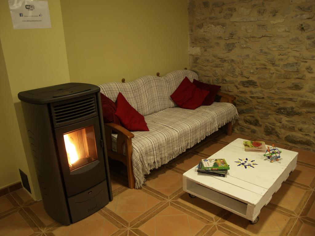 Albergue De Yebra Yebra de Basa Esterno foto